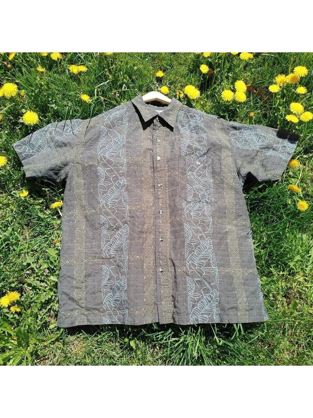 FUN Tropical Camo Print Button Down Short Sleeve Blouse Men's Large